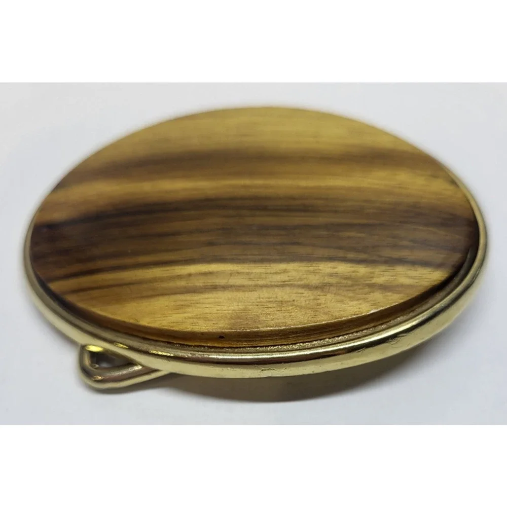 Vintage Women's Gold Tone Tiger-Stripe Glossy Wood Grain Oval Belt Buckle 2.75